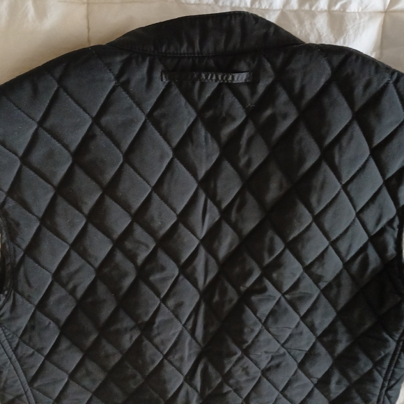 Zara Large. Men's zip up quilted lined vest - Picture 7 of 8